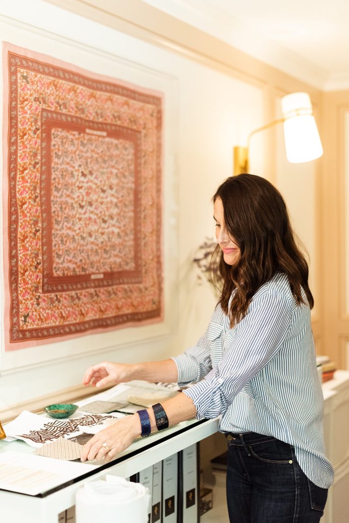 Managing Scope Creep: Navigating the Fine Line Between Client Requests and Practicality